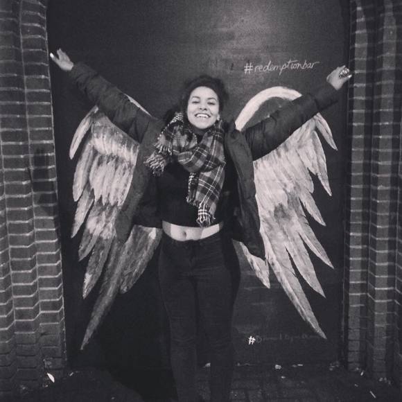 Meet your Posher, Lauren - Picture 1 of 1